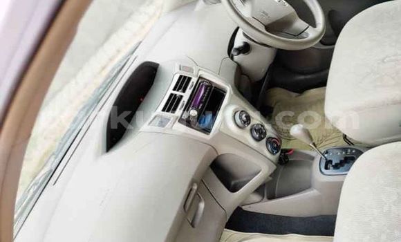 Acheter Occasion Voiture Toyota Vitz Gris à Bujumbura, Bujumbura Acheter Occasion Voiture Toyota Vitz Gris à Bujumbura, Bujumbura