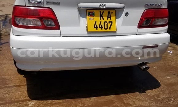 Acheter Occasion Voiture Toyota Carina Blanc à Bujumbura, Bujumbura Acheter Occasion Voiture Toyota Carina Blanc à Bujumbura, Bujumbura