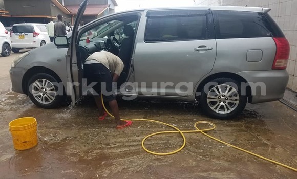 Acheter Occasion Voiture Toyota Wish Gris à Bujumbura, Bujumbura Acheter Occasion Voiture Toyota Wish Gris à Bujumbura, Bujumbura