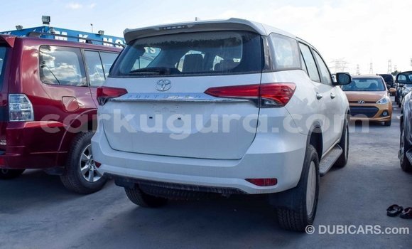 Buy Import Toyota Fortuner White Car in Import - Dubai in Bujumbura Buy Import Toyota Fortuner White Car in Import - Dubai in Bujumbura