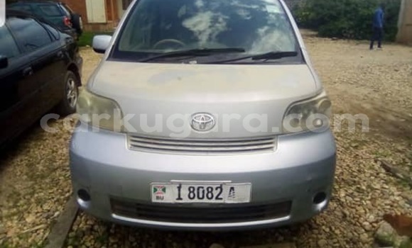 Acheter Occasion Voiture Toyota Porte Gris à Bujumbura, Bujumbura Acheter Occasion Voiture Toyota Porte Gris à Bujumbura, Bujumbura