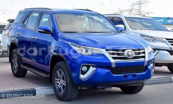 Acheter Import Voiture Toyota Fortuner Bleu à Import - Dubai, Bujumbura Acheter Import Voiture Toyota Fortuner Bleu à Import - Dubai, Bujumbura