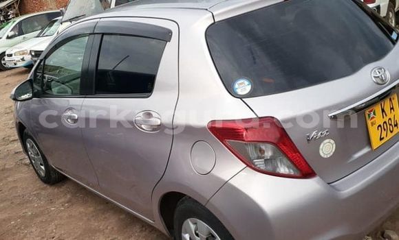 Acheter Occasion Voiture Toyota Vitz Gris à Bujumbura, Bujumbura Acheter Occasion Voiture Toyota Vitz Gris à Bujumbura, Bujumbura