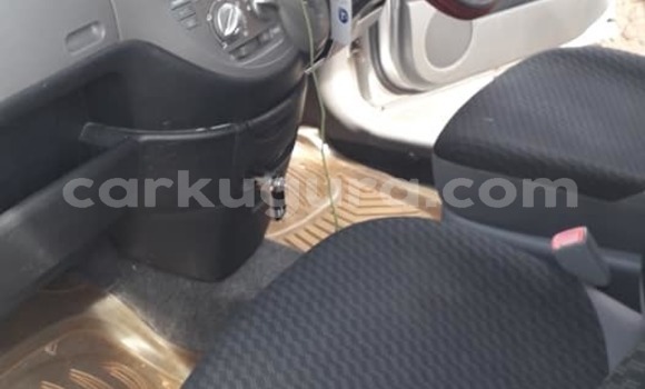 Nunua Ilio tumika Toyota Sienta Fedha Gari ndani ya Bujumbura nchini Bujumbura Nunua Ilio tumika Toyota Sienta Fedha Gari ndani ya Bujumbura nchini Bujumbura