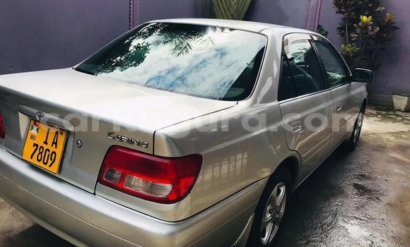 Nunua Ilio tumika Toyota Carina Fedha Gari ndani ya Bujumbura nchini Bujumbura Nunua Ilio tumika Toyota Carina Fedha Gari ndani ya Bujumbura nchini Bujumbura