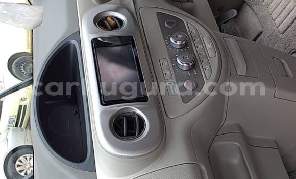 Nunua Ilio tumika Toyota Porte Nyeusi Gari ndani ya Bujumbura nchini Bujumbura Nunua Ilio tumika Toyota Porte Nyeusi Gari ndani ya Bujumbura nchini Bujumbura