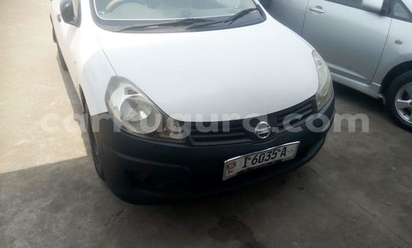 Nunua Ilio tumika Nissan AD Nyeupe Gari ndani ya Bujumbura nchini Bujumbura Nunua Ilio tumika Nissan AD Nyeupe Gari ndani ya Bujumbura nchini Bujumbura