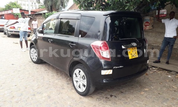 Nunua Ilio tumika Toyota Ractis Nyeusi Gari ndani ya Bujumbura nchini Bujumbura Nunua Ilio tumika Toyota Ractis Nyeusi Gari ndani ya Bujumbura nchini Bujumbura