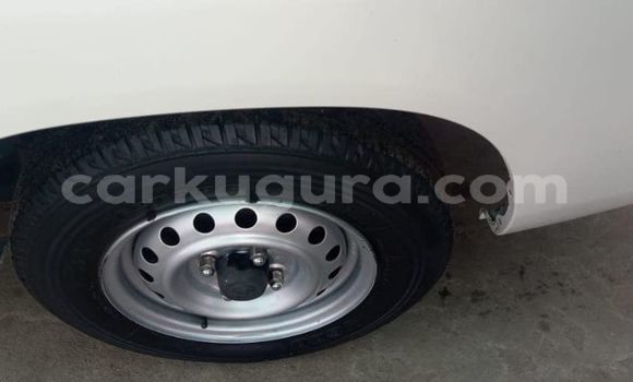Nunua Ilio tumika Toyota Probox Nyeupe Gari ndani ya Bujumbura nchini Bujumbura Nunua Ilio tumika Toyota Probox Nyeupe Gari ndani ya Bujumbura nchini Bujumbura