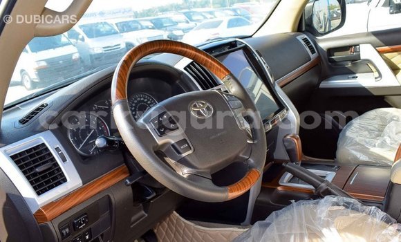 Nunua Imported Toyota Land Cruiser Nyingine Gari ndani ya Import - Dubai nchini Bujumbura Nunua Imported Toyota Land Cruiser Nyingine Gari ndani ya Import - Dubai nchini Bujumbura