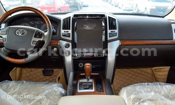 Nunua Imported Toyota Land Cruiser Nyingine Gari ndani ya Import - Dubai nchini Bujumbura Nunua Imported Toyota Land Cruiser Nyingine Gari ndani ya Import - Dubai nchini Bujumbura