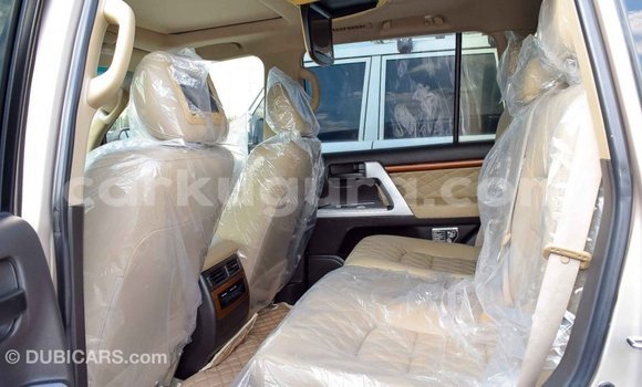 Nunua Imported Toyota Land Cruiser Nyingine Gari ndani ya Import - Dubai nchini Bujumbura Nunua Imported Toyota Land Cruiser Nyingine Gari ndani ya Import - Dubai nchini Bujumbura