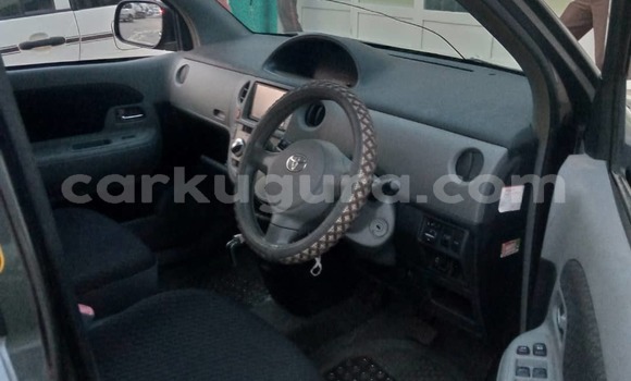 Buy Used Toyota Sienta Silver Car in Bujumbura in Bujumbura Buy Used Toyota Sienta Silver Car in Bujumbura in Bujumbura