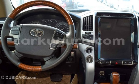 Nunua Imported Toyota Land Cruiser Nyingine Gari ndani ya Import - Dubai nchini Bujumbura Nunua Imported Toyota Land Cruiser Nyingine Gari ndani ya Import - Dubai nchini Bujumbura