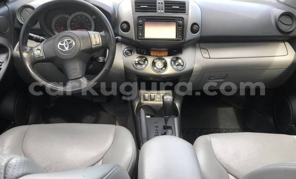 Acheter Occasion Voiture Toyota RAV4 Gris à Bujumbura, Bujumbura Acheter Occasion Voiture Toyota RAV4 Gris à Bujumbura, Bujumbura