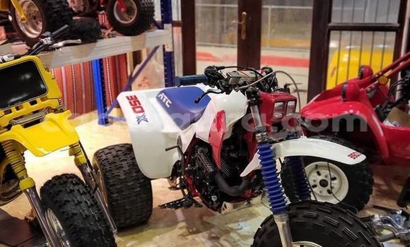 Acheter Neuf Moto Honda ATC Blanc à Bururi, Burundi Acheter Neuf Moto Honda ATC Blanc à Bururi, Burundi