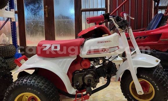 Acheter Neuf Moto Alta Motors REDSHIFT SM Blanc à Cankuzo, Cankuzo Acheter Neuf Moto Alta Motors REDSHIFT SM Blanc à Cankuzo, Cankuzo