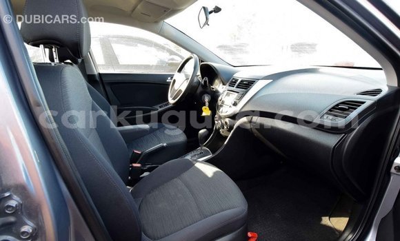 Acheter Import Voiture Hyundai Accent Autre à Import - Dubai, Bujumbura Acheter Import Voiture Hyundai Accent Autre à Import - Dubai, Bujumbura