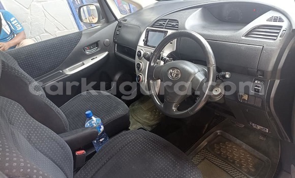 Acheter Occasion Voiture Toyota Ractis Gris à Bujumbura, Bujumbura Acheter Occasion Voiture Toyota Ractis Gris à Bujumbura, Bujumbura