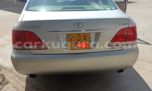Acheter Occasion Voiture Toyota Crown Gris à Bujumbura, Bujumbura Acheter Occasion Voiture Toyota Crown Gris à Bujumbura, Bujumbura