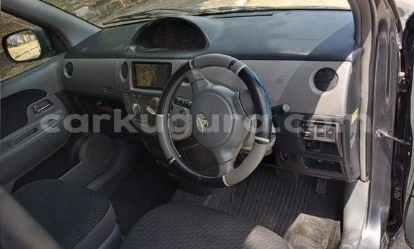 Acheter Occasion Voiture Toyota Sienta Noir à Bujumbura, Bujumbura Acheter Occasion Voiture Toyota Sienta Noir à Bujumbura, Bujumbura