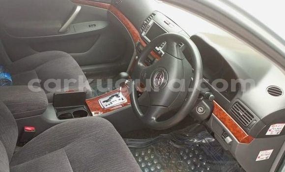 Acheter Occasion Voiture Toyota Allion Bleu à Bujumbura, Bujumbura Acheter Occasion Voiture Toyota Allion Bleu à Bujumbura, Bujumbura