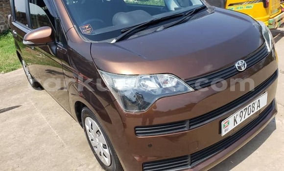 Acheter Occasion Voiture Toyota Spade Marron à Bujumbura, Bujumbura Acheter Occasion Voiture Toyota Spade Marron à Bujumbura, Bujumbura