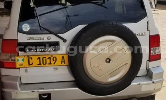 Acheter Occasion Voiture Mitsubishi Pajero Blanc à Bujumbura, Bujumbura Acheter Occasion Voiture Mitsubishi Pajero Blanc à Bujumbura, Bujumbura