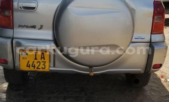 Acheter Occasion Voiture Toyota RAV4 Gris à Bujumbura, Bujumbura Acheter Occasion Voiture Toyota RAV4 Gris à Bujumbura, Bujumbura