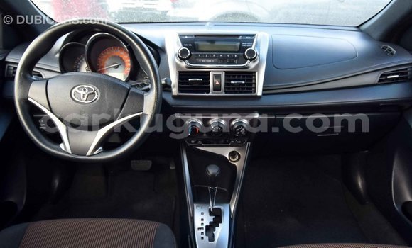 Nunua Imported Toyota Yaris Nyeusi Gari ndani ya Import - Dubai nchini Bujumbura Nunua Imported Toyota Yaris Nyeusi Gari ndani ya Import - Dubai nchini Bujumbura