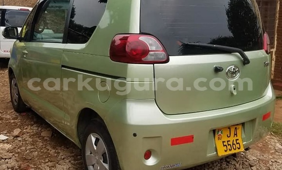 Acheter Occasion Voiture Toyota Porte Vert à Bujumbura, Bujumbura Acheter Occasion Voiture Toyota Porte Vert à Bujumbura, Bujumbura