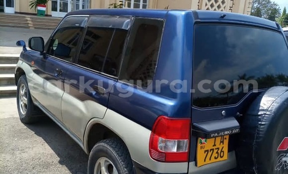 Acheter Occasion Voiture Mitsubishi Pajero Junior Bleu à Bujumbura, Bujumbura Acheter Occasion Voiture Mitsubishi Pajero Junior Bleu à Bujumbura, Bujumbura