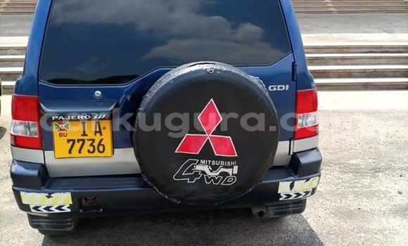 Acheter Occasion Voiture Mitsubishi Pajero Junior Bleu à Bujumbura, Bujumbura Acheter Occasion Voiture Mitsubishi Pajero Junior Bleu à Bujumbura, Bujumbura