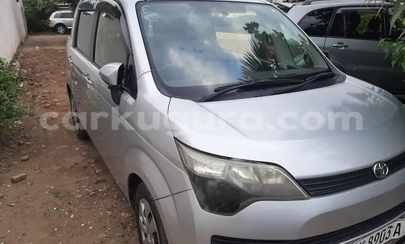 Buy Used Toyota Spade Silver Car in Bujumbura in Bujumbura Buy Used Toyota Spade Silver Car in Bujumbura in Bujumbura