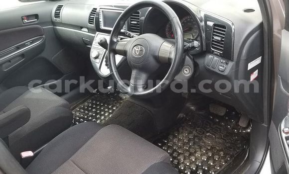 Nunua Ilio tumika Toyota Wish Nyingine Gari ndani ya Bujumbura nchini Bujumbura Nunua Ilio tumika Toyota Wish Nyingine Gari ndani ya Bujumbura nchini Bujumbura