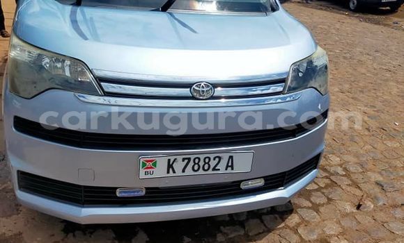 Acheter Occasion Voiture Toyota Porte Bleu à Bujumbura, Bujumbura Acheter Occasion Voiture Toyota Porte Bleu à Bujumbura, Bujumbura