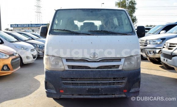 Buy Import Toyota Hiace White Car in Import - Dubai in Bujumbura Buy Import Toyota Hiace White Car in Import - Dubai in Bujumbura