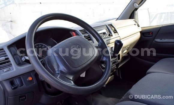 Buy Import Toyota Hiace White Car in Import - Dubai in Bujumbura Buy Import Toyota Hiace White Car in Import - Dubai in Bujumbura