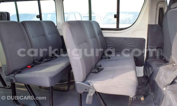 Buy Import Toyota Hiace White Car in Import - Dubai in Bujumbura Buy Import Toyota Hiace White Car in Import - Dubai in Bujumbura