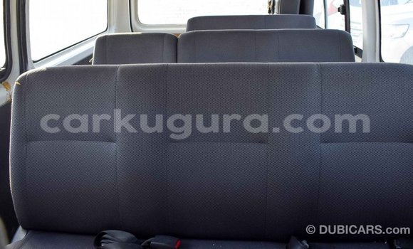 Buy Import Toyota Hiace White Car in Import - Dubai in Bujumbura Buy Import Toyota Hiace White Car in Import - Dubai in Bujumbura