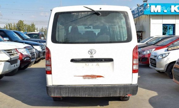 Buy Import Toyota Hiace White Car in Import - Dubai in Bujumbura Buy Import Toyota Hiace White Car in Import - Dubai in Bujumbura