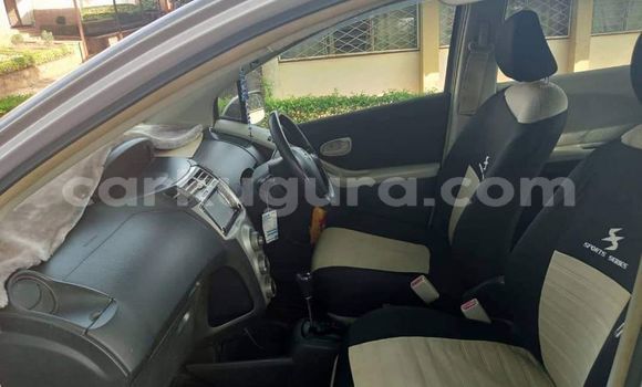 Acheter Occasion Voiture Toyota Vitz Autre à Bujumbura, Bujumbura Acheter Occasion Voiture Toyota Vitz Autre à Bujumbura, Bujumbura