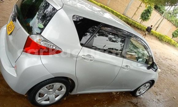 Acheter Occasion Voiture Toyota Ractis Gris à Bujumbura, Bujumbura Acheter Occasion Voiture Toyota Ractis Gris à Bujumbura, Bujumbura