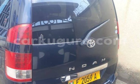 Acheter Occasion Voiture Toyota Noah Bleu à Bujumbura, Bujumbura Acheter Occasion Voiture Toyota Noah Bleu à Bujumbura, Bujumbura