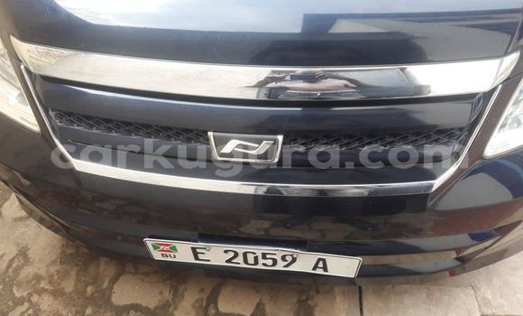 Acheter Occasion Voiture Toyota Noah Bleu à Bujumbura, Bujumbura Acheter Occasion Voiture Toyota Noah Bleu à Bujumbura, Bujumbura