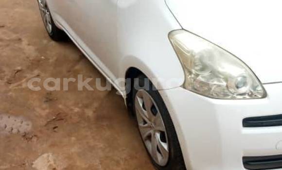 Acheter Occasion Voiture Toyota Ractis Blanc à Bujumbura, Bujumbura Acheter Occasion Voiture Toyota Ractis Blanc à Bujumbura, Bujumbura
