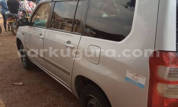 Acheter Occasion Voiture Toyota Succeed Gris à Bujumbura, Bujumbura Acheter Occasion Voiture Toyota Succeed Gris à Bujumbura, Bujumbura