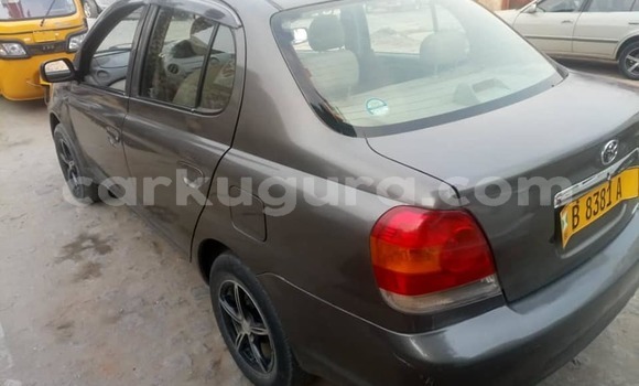 Acheter Occasion Voiture Toyota Platz Noir à Bujumbura, Bujumbura Acheter Occasion Voiture Toyota Platz Noir à Bujumbura, Bujumbura