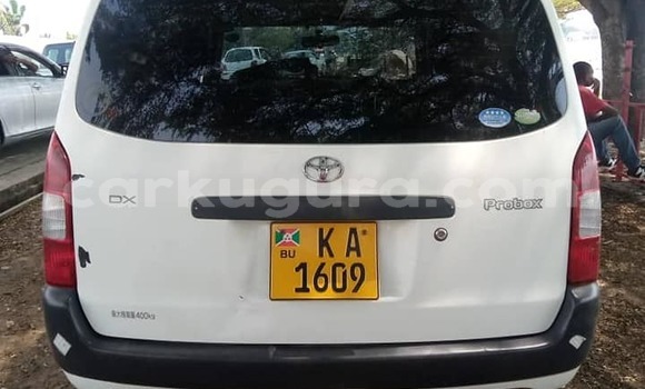 Acheter Occasion Voiture Toyota Probox Blanc à Bujumbura, Bujumbura Acheter Occasion Voiture Toyota Probox Blanc à Bujumbura, Bujumbura