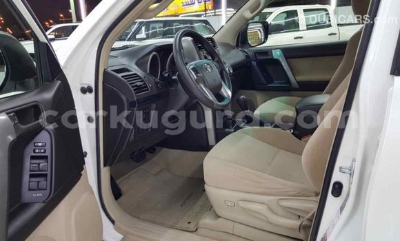 Nunua Imported Toyota Prado Nyeupe Gari ndani ya Import - Dubai nchini Bujumbura Nunua Imported Toyota Prado Nyeupe Gari ndani ya Import - Dubai nchini Bujumbura